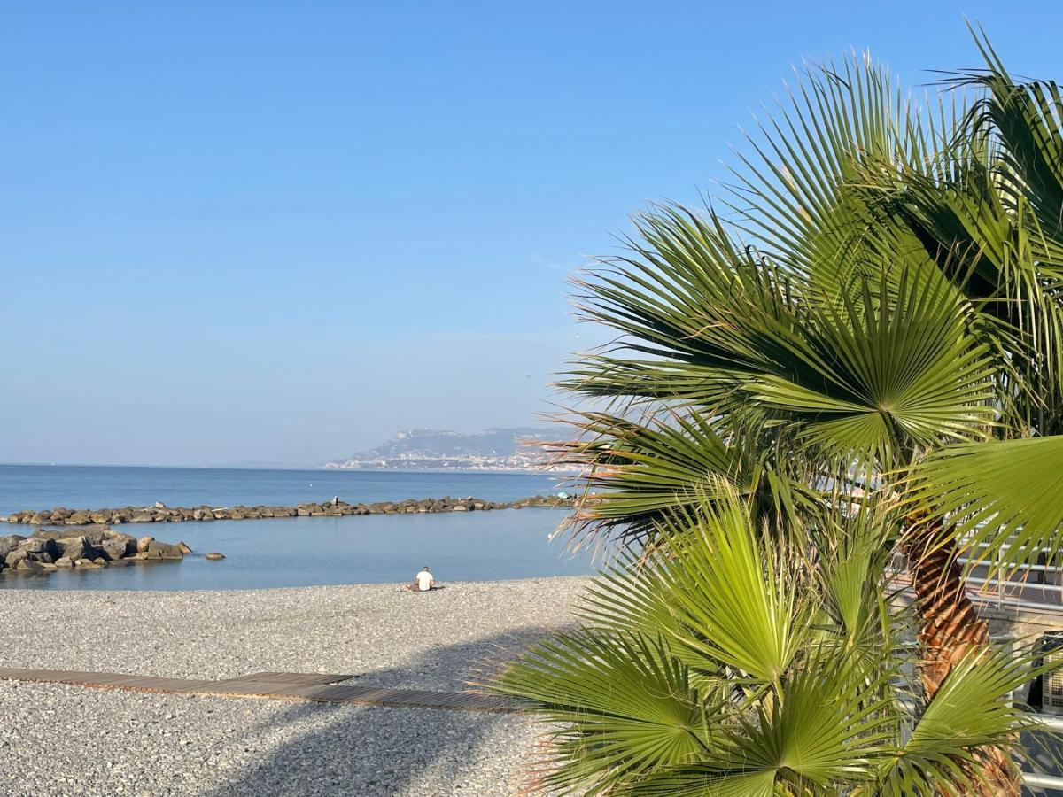 Apartmán Casa Aiga Marina Ventimiglia Exteriér fotografie